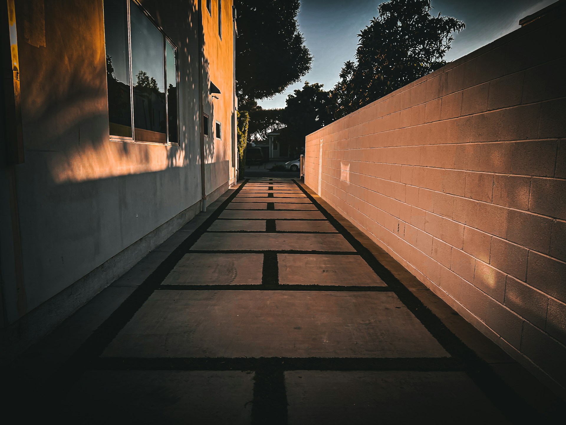 Walkway concrete installation in Huntsville
